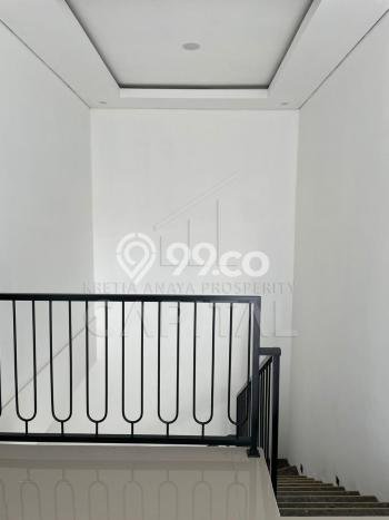 Rumah Modern 4 Kamar LT 150m2 di Setiabudi Rumah Modern 4 Kamar LT 150m2 di Setiabudi
