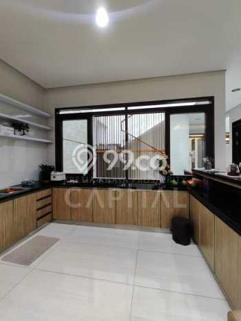 Rumah Impian dengan Luas Tanah 269m² di Kawasan Elite Cihampelas, Bandung Barat Rumah Impian dengan Luas Tanah 269m² di Kawasan Elite Cihampelas, Bandung Barat