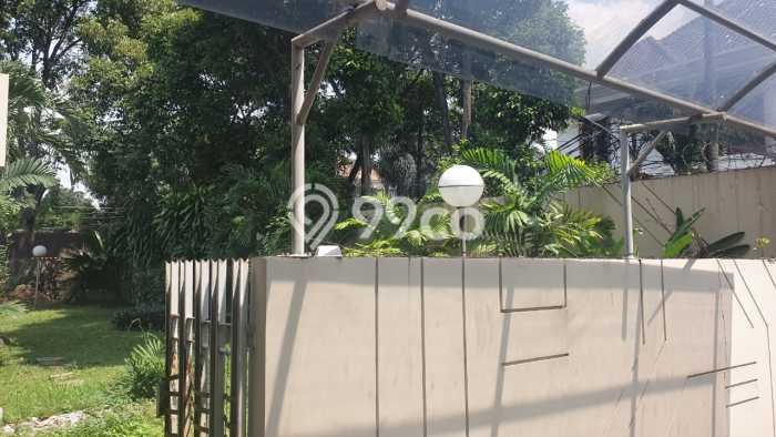 Sewa Rumah Nyaman di Kebayoran Baru Siap Pakai dan Strategis Sewa Rumah Nyaman di Kebayoran Baru Siap Pakai dan Strategis