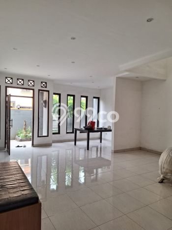 Rumah Elit Modern Siap Huni di Bintaro Tangerang Selatan Rumah Elit Modern Siap Huni di Bintaro Tangerang Selatan