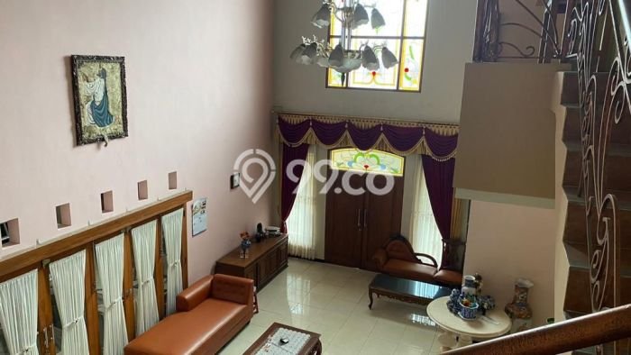 For Sale! Premium House LT 281m2 Desain Elegan di Griya Shanta For Sale! Premium House LT 281m2 Desain Elegan di Griya Shanta