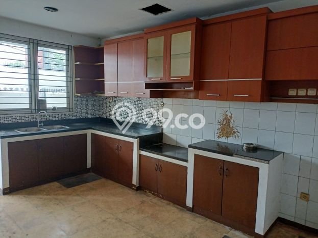 Rumah Sewa Jakarta Barat LT 166m2 LB 177m2 Kawasan Jelambar Rumah Sewa Jakarta Barat LT 166m2 LB 177m2 Kawasan Jelambar