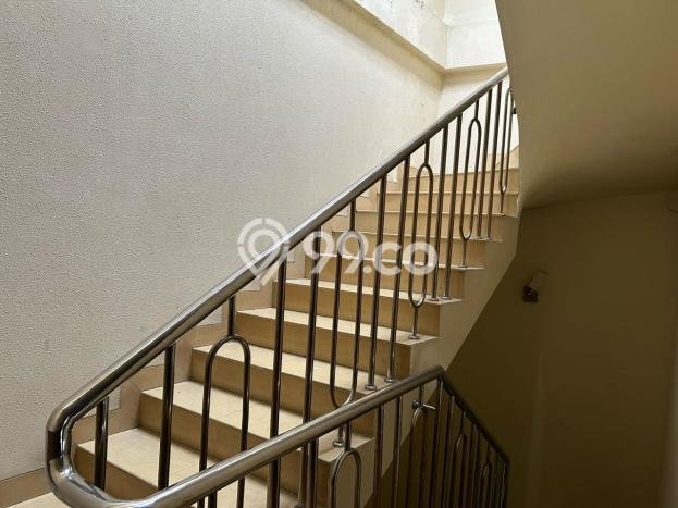 Jarang Ada! Rumah Sewa 5 Kamar Nyaman Siap Huni Tomang Jarang Ada! Rumah Sewa 5 Kamar Nyaman Siap Huni Tomang
