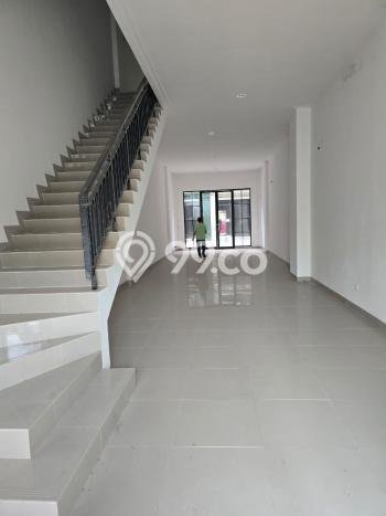 Ruko Dijual di Jakarta Utara LT 90m2 & LB 270m2 Lokasi Terbaik! Ruko Dijual di Jakarta Utara LT 90m2 & LB 270m2 Lokasi Terbaik!