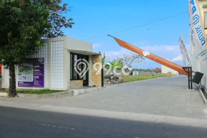 Rumah Strategis Modern Lb 110m2 di Banguntapan, Bantul Rumah Strategis Modern Lb 110m2 di Banguntapan, Bantul