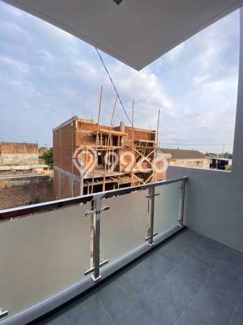 Rumah Strategis Modern Lb 65m2 di Karangploso, Malang Rumah Strategis Modern Lb 65m2 di Karangploso, Malang