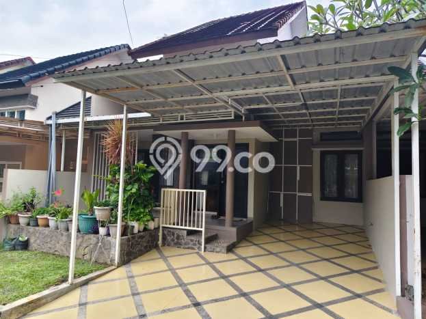 Dijual Cepat Rumah Favorit Siap Huni LB 225m2 di Lowokwaru, Malang Dijual Cepat Rumah Favorit Siap Huni LB 225m2 di Lowokwaru, Malang