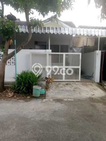 Rumah Sederhana Dijual di Pakis 2 Kamar dengan Luas Tanah 72m2 Rumah Sederhana Dijual di Pakis 2 Kamar dengan Luas Tanah 72m2