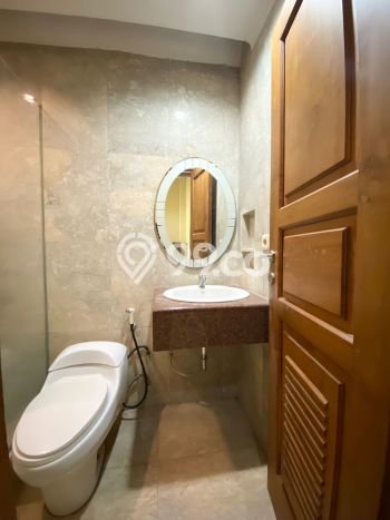 Rumah Luxury Modern Siap Huni di Soekarno Hatta Malang Rumah Luxury Modern Siap Huni di Soekarno Hatta Malang