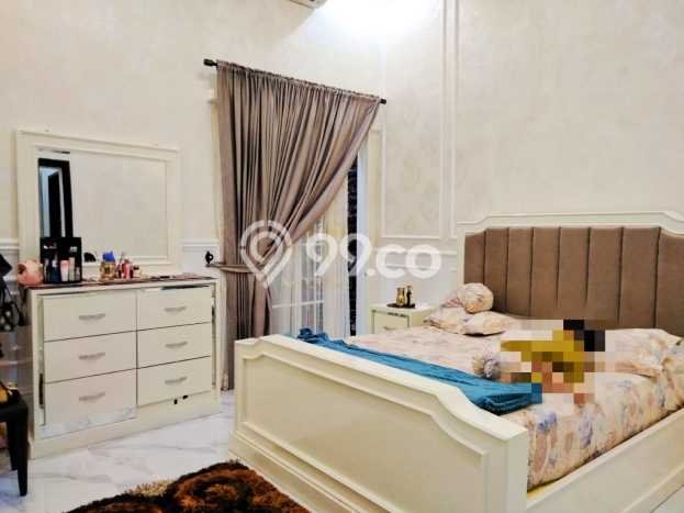 Siap Huni Hunian Elit 4 Kamar di Lowokwaru Dekat ke Mana Pun Siap Huni Hunian Elit 4 Kamar di Lowokwaru Dekat ke Mana Pun