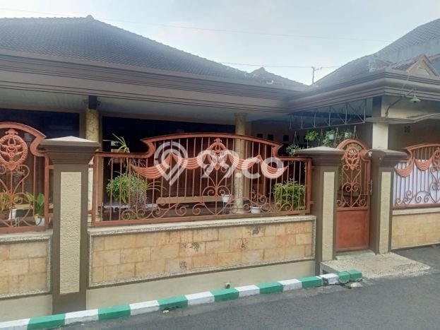 Hunian Nyaman 7 KT di , Malang - Luas Tanah 460m2m² Hunian Nyaman 7 KT di , Malang - Luas Tanah 460m2m²