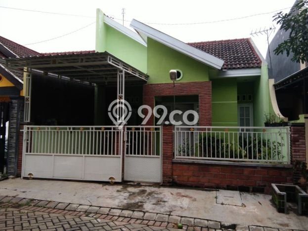 Rumah Luas Asri 2 KT Siap Huni di Tidar Malang Rumah Luas Asri 2 KT Siap Huni di Tidar Malang