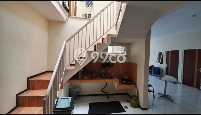 Dijual Rumah 8 Kamar Lokasi Strategis Nyaman dan Strategis di Lowokwaru Dijual Rumah 8 Kamar Lokasi Strategis Nyaman dan Strategis di Lowokwaru