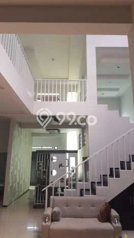 Rumah 7 KT 4 KM di Kawasan Tlogomas, Malang Rumah 7 KT 4 KM di Kawasan Tlogomas, Malang
