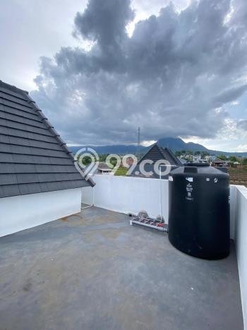 Hunian Cantik Modern Lb 180m2 di Junrejo, Batu Hunian Cantik Modern Lb 180m2 di Junrejo, Batu
