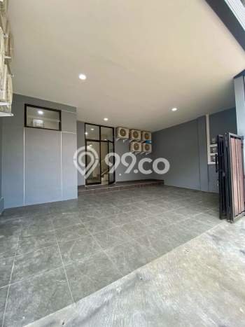Rumah Luxury Modern Tanpa Renovasi di Soekarno Hatta Malang Rumah Luxury Modern Tanpa Renovasi di Soekarno Hatta Malang