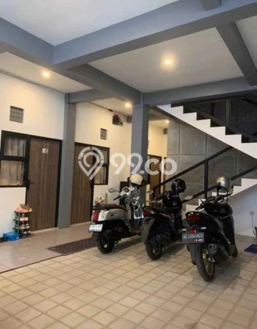 Rumah Luas Asri 14 KT Siap Pakai di Tlogomas Malang Rumah Luas Asri 14 KT Siap Pakai di Tlogomas Malang