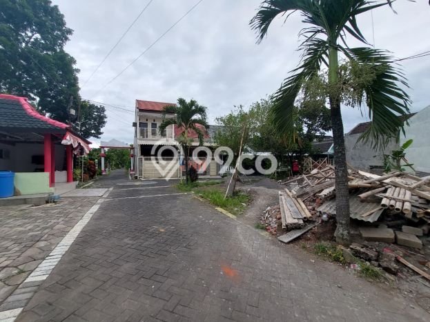 Tanah Siap Bangun Dijual di Malang Punya Luas 142m2 Tanah Siap Bangun Dijual di Malang Punya Luas 142m2