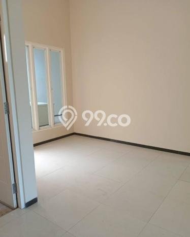 For Sale Rumah 5 Kamar Lokasi Strategis Nyaman dan Strategis di Karangploso For Sale Rumah 5 Kamar Lokasi Strategis Nyaman dan Strategis di Karangploso