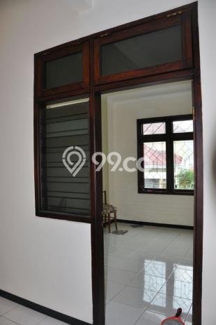 Rumah Strategis 5 KT LT 262m2m² di , Malang Rumah Strategis 5 KT LT 262m2m² di , Malang