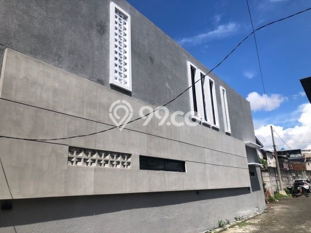Rumah Modern Cantik 11 KT Siap Huni di Lowokwaru Rumah Modern Cantik 11 KT Siap Huni di Lowokwaru