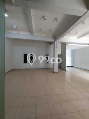 Ruko Bagus Dijual LB 500m2 Lokasi Strategis Malang Area Cocok untuk Berbisnis Ruko Bagus Dijual LB 500m2 Lokasi Strategis Malang Area Cocok untuk Berbisnis