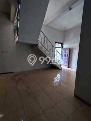 Ruko Bagus Dijual LB 500m2 Lokasi Strategis Malang Area Cocok untuk Berbisnis Ruko Bagus Dijual LB 500m2 Lokasi Strategis Malang Area Cocok untuk Berbisnis