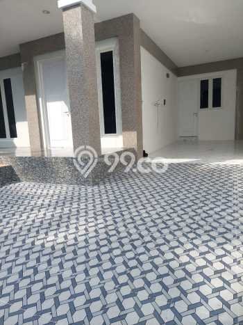 Rumah Eksklusif Siap Huni LT 250m2 di Sukun, Malang Rumah Eksklusif Siap Huni LT 250m2 di Sukun, Malang