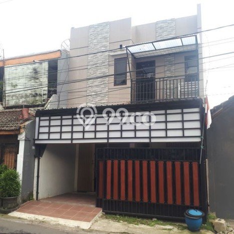 Rumah Area Strategis kawasan , Malang, Luas 72m2m² LB 120m2m² Rumah Area Strategis kawasan , Malang, Luas 72m2m² LB 120m2m²