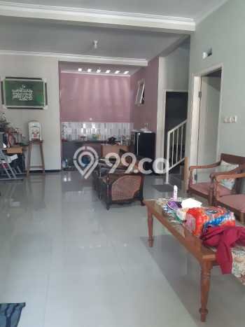 Rumah Modern 4 KT di Sawojajar Malang Full Furnished Rumah Modern 4 KT di Sawojajar Malang Full Furnished