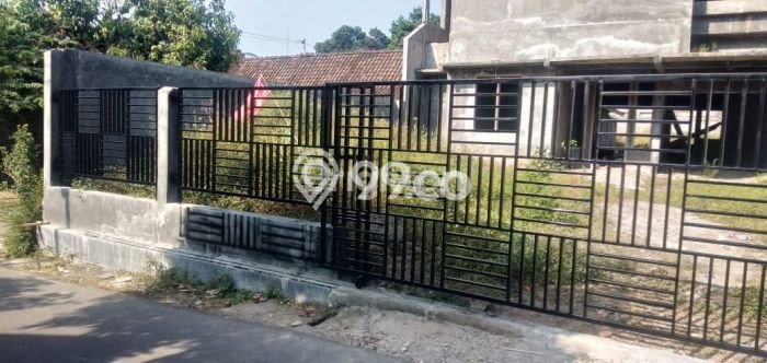 Siap Huni Hunian Elit 5 Kamar di Tingkir Dekat ke Mana Saja Siap Huni Hunian Elit 5 Kamar di Tingkir Dekat ke Mana Saja