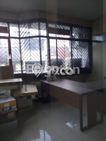 Ruko Dijual di Semarang Tengah Semarang dengan Luas Bangunan 210m2 Ruko Dijual di Semarang Tengah Semarang dengan Luas Bangunan 210m2