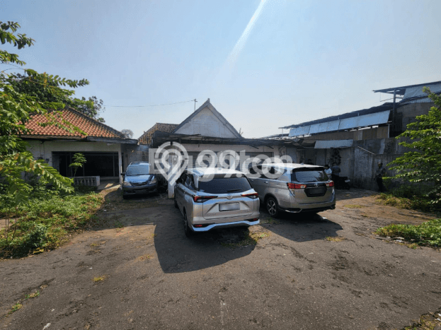 Rumah Elit Modern Tanpa Renovasi di Jatingaleh Semarang Rumah Elit Modern Tanpa Renovasi di Jatingaleh Semarang