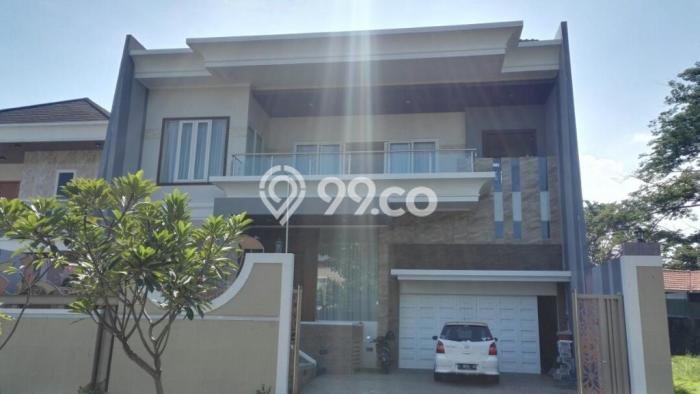 Rumah Elit LB 750m2 Siap Huni Desain Elegan di Graha Padma, Semarang Rumah Elit LB 750m2 Siap Huni Desain Elegan di Graha Padma, Semarang