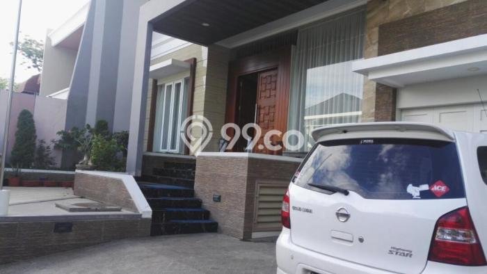 Rumah Elit LB 750m2 Siap Huni Desain Elegan di Graha Padma, Semarang Rumah Elit LB 750m2 Siap Huni Desain Elegan di Graha Padma, Semarang