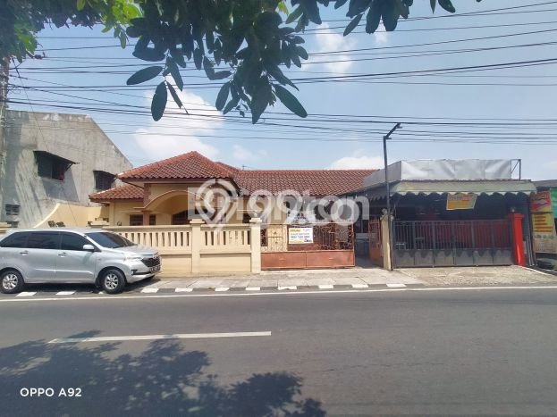 Unit Komersial Dijual di Tembalang Semarang 198m2 Unit Komersial Dijual di Tembalang Semarang 198m2