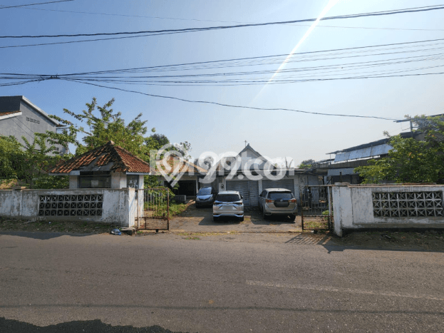 Rumah Elit Modern Tanpa Renovasi di Jatingaleh Semarang Rumah Elit Modern Tanpa Renovasi di Jatingaleh Semarang