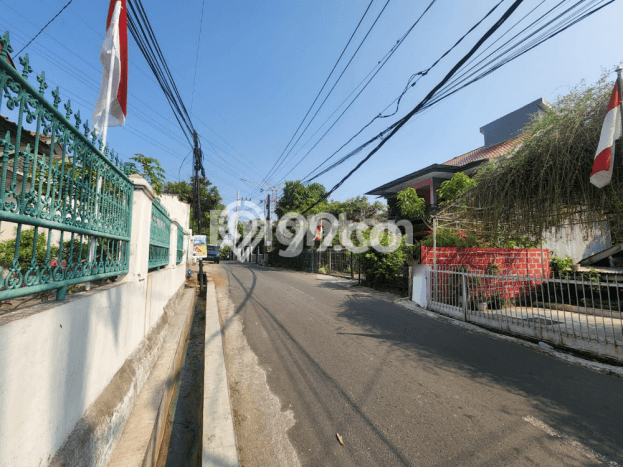 Rumah Elit Modern Tanpa Renovasi di Jatingaleh Semarang Rumah Elit Modern Tanpa Renovasi di Jatingaleh Semarang