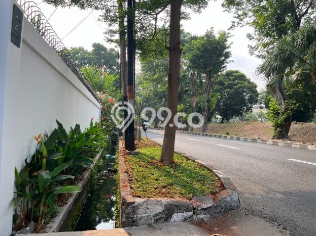 For Sale! Luxury House LT 350m2 Desain Elegan di Ancol For Sale! Luxury House LT 350m2 Desain Elegan di Ancol