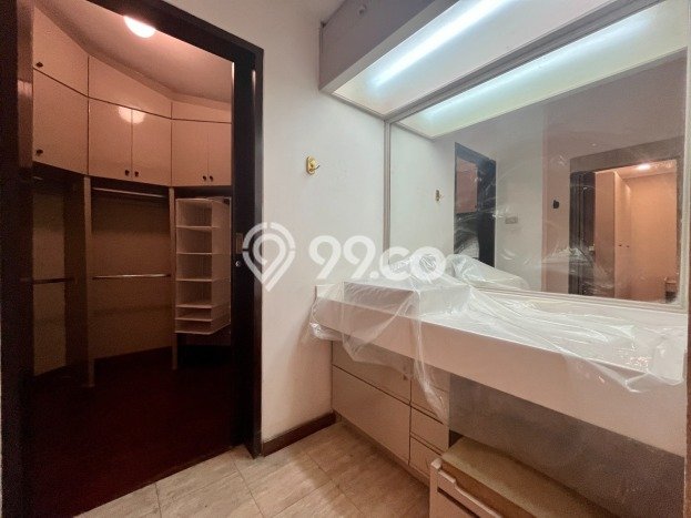 For Sale! Luxury House LT 350m2 Desain Elegan di Ancol For Sale! Luxury House LT 350m2 Desain Elegan di Ancol