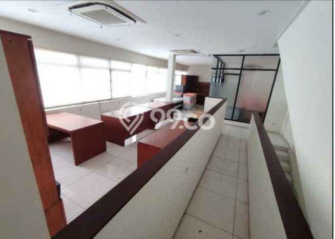 LOKASI PREMIUM! Ruko di Kebon Jeruk, Luas 313m2m², Jalan Utama, Kawasan Bisnis LOKASI PREMIUM! Ruko di Kebon Jeruk, Luas 313m2m², Jalan Utama, Kawasan Bisnis