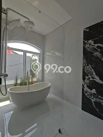 Rumah Luxury Modern Tanpa Renovasi di Kemang Jakarta Selatan Rumah Luxury Modern Tanpa Renovasi di Kemang Jakarta Selatan