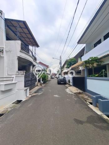 Hunian Elit LB 250m2 Siap Huni Desain Elegan di Rawamangun, Jakarta Timur Hunian Elit LB 250m2 Siap Huni Desain Elegan di Rawamangun, Jakarta Timur