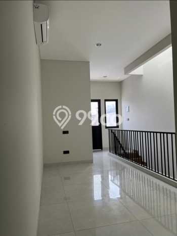 Ruko untuk Disewa di Pusat Jakarta Barat Luas Bangunan 300m2 Ruko untuk Disewa di Pusat Jakarta Barat Luas Bangunan 300m2