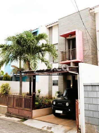Dijual Rumah Premium dengan Fasilitas Sekitar Komplit di Kebayoran Lama, Jakarta Selatan Dijual Rumah Premium dengan Fasilitas Sekitar Komplit di Kebayoran Lama, Jakarta Selatan