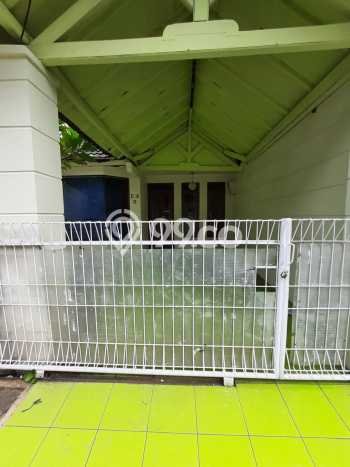 Rumah Modern 2 KT di Bintaro Tangerang Selatan Unfurnished Rumah Modern 2 KT di Bintaro Tangerang Selatan Unfurnished