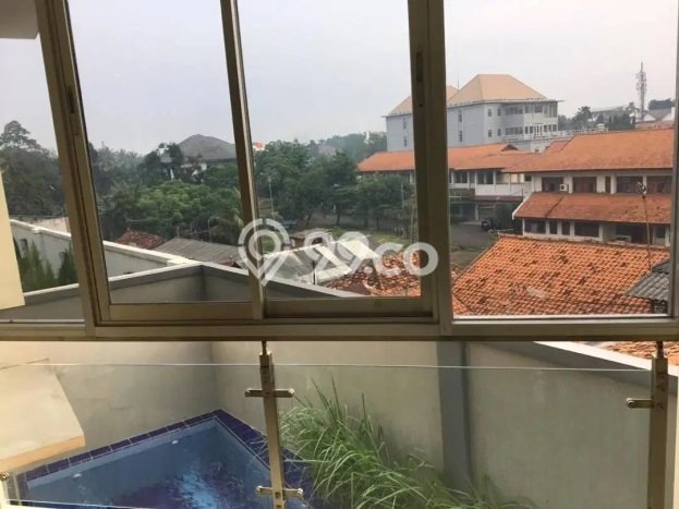 Rumah Strategis Lebak Bulus, Jakarta Selatan, LT 230m² Bangunan 331m² Rumah Strategis Lebak Bulus, Jakarta Selatan, LT 230m² Bangunan 331m²