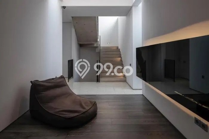 Dijual Rumah Elit Exclusive di Pesanggrahan, Jakarta Selatan Dijual Rumah Elit Exclusive di Pesanggrahan, Jakarta Selatan