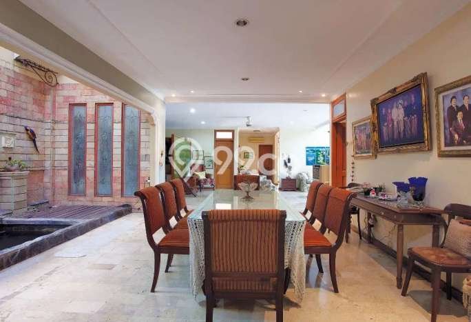 Rumah di Bintaro, Tangerang Selatan, Luas 530m² LB 498m² Rumah di Bintaro, Tangerang Selatan, Luas 530m² LB 498m²
