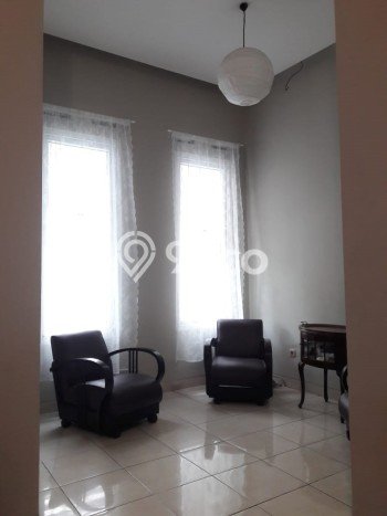HARGA SPESIAL! Rumah Minimalis area Ciputat Timur, Tangerang Selatan, LT 150m² LB 174m² Bisa Nego! HARGA SPESIAL! Rumah Minimalis area Ciputat Timur, Tangerang Selatan, LT 150m² LB 174m² Bisa Nego!
